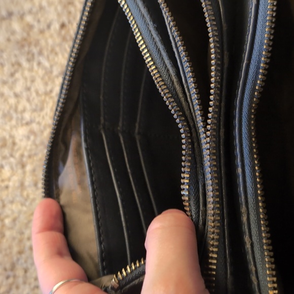 Matt & Nat Triplet Vegan Crossbody Bag - Picture 7 of 9